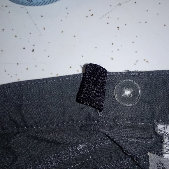 Girls zip off pants/shorts - Picture 2 of 4